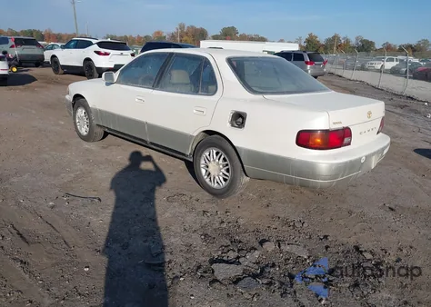 1996 Toyota Camry Le/Xle/Se z USA, uszkodzony, nr VIN JT2BF12K4T0146958